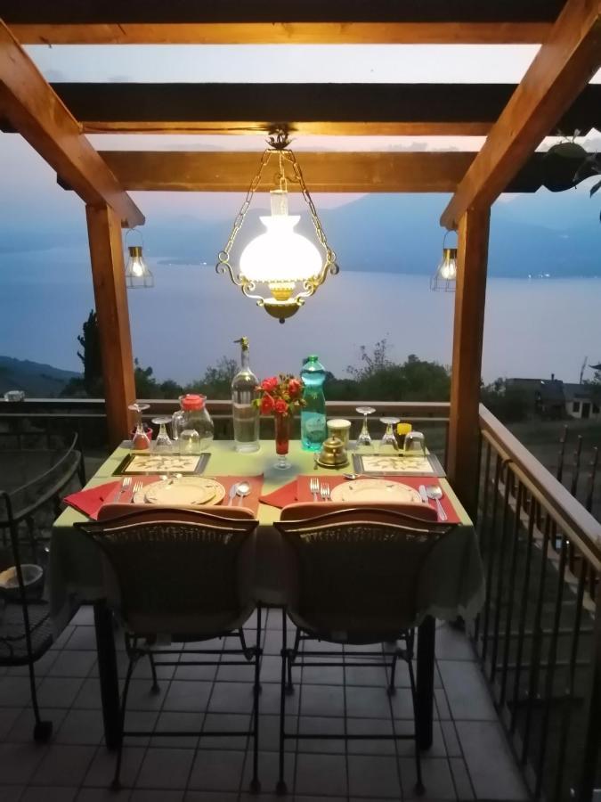 سان زينو دي مونتانا B&B Da Paolo Con Vista Lago Di Garda المظهر الخارجي الصورة
